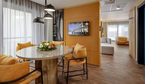 Suite