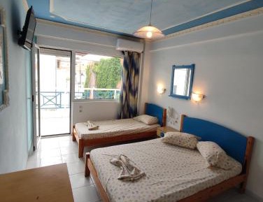 Triple Room with Garden View
