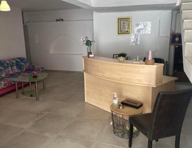 Deluxe One-Bedroom Apartment with City View
