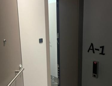 Deluxe Studio