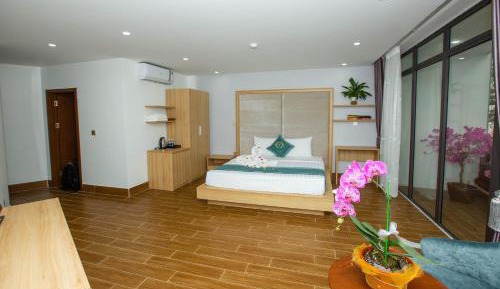 Deluxe Double Room with Balcony