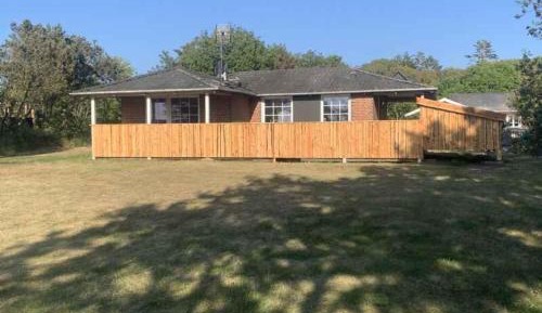 Three-Bedroom Holiday Home 