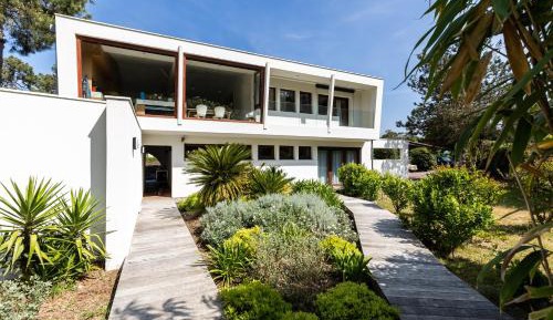 Villa with Sea View