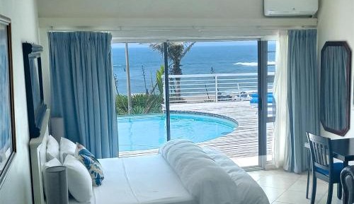 Deluxe Double or Twin Room with Sea View - 1