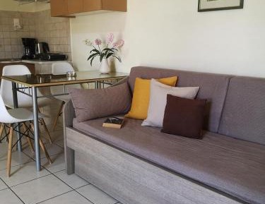 Apartment (3 Adults)