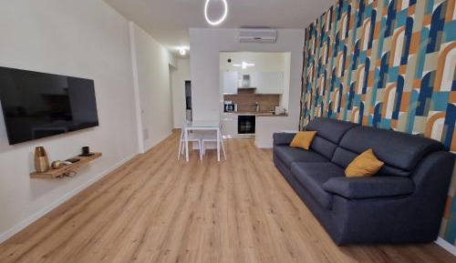 One-Bedroom Apartment - Sea Side