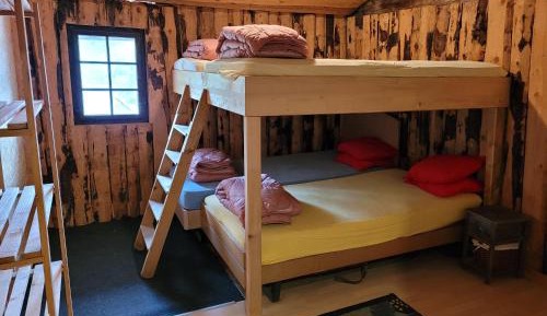 Economy Quadruple Room