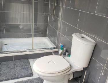 Deluxe Double Room with Shower