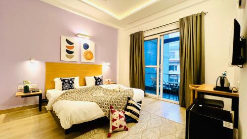Superior King Room