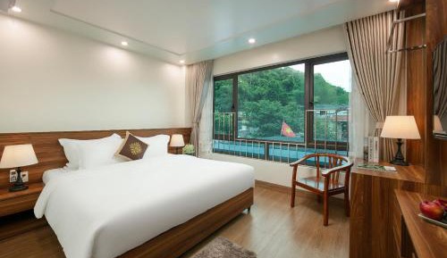 Double Room with Mountain View