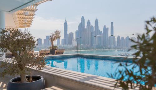 Penthouse Apartment with Sea View