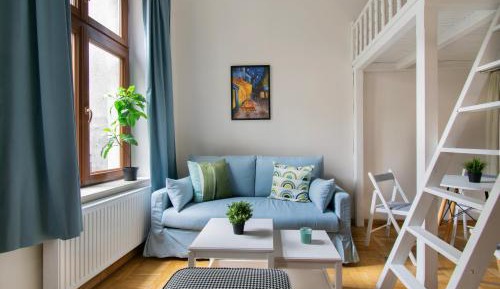 Studio Apartment