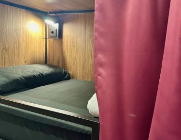 Bunk Bed in Mixed Dormitory Room