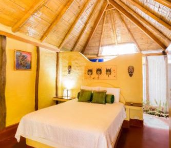 Bungalow (4 Adults)