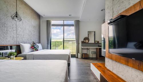 Quadruple Room with Mountain View