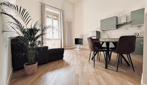 Studio - Split Level