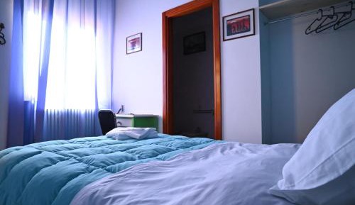 Large Single Room
