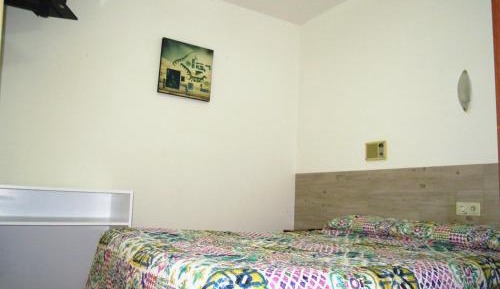 Single Room with Private Bathroom