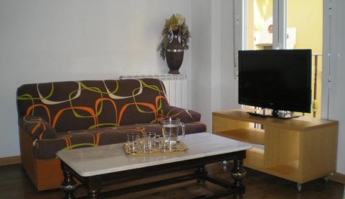 Family Apartment (6 Adults)