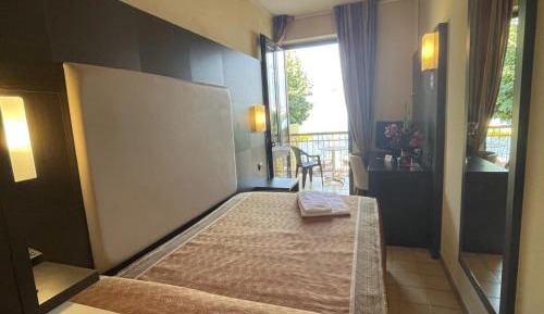 Deluxe Single Room with Balcony