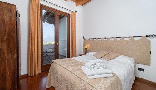 Double Room with Lake View