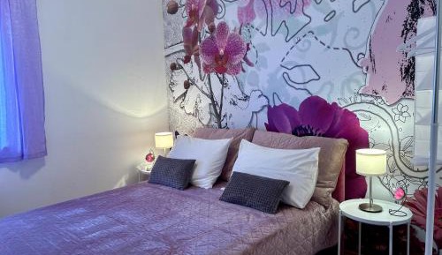 Standard Double Room with Shared Bathroom