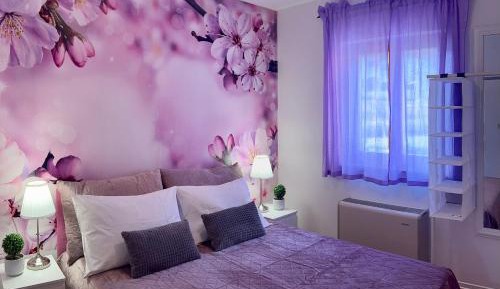 Double Room with Shared Toilet