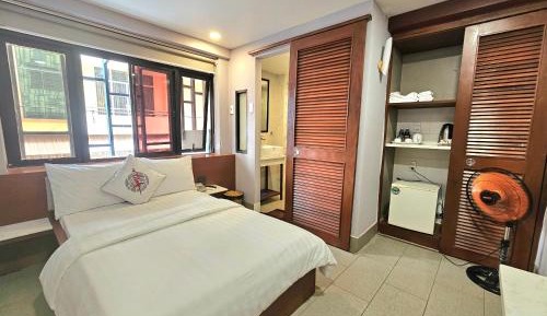 Small Single Room