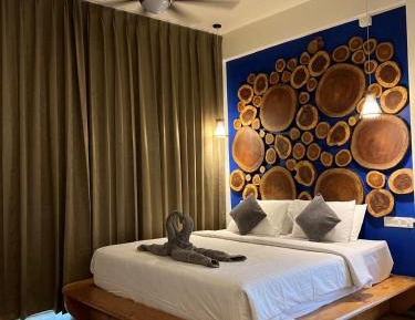 King Room with Mountain View