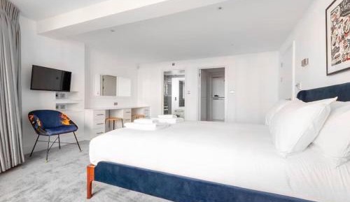 Penthouse Apartment