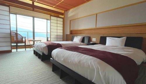 Double Room with Mountain View
