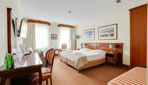 Classic Double Room with Extra Bed