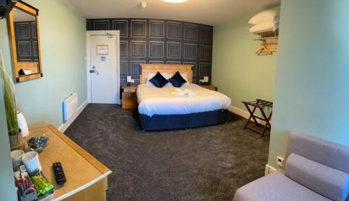Standard Family Room