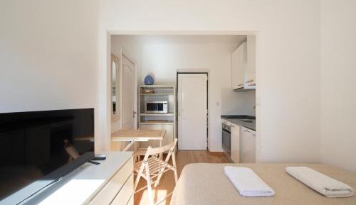 Studio with Terrace