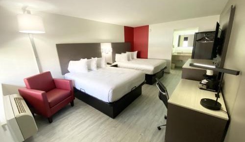 Queen Room with Exterior Entrance - Non-Smoking