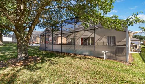 Four-Bedroom Holiday Home