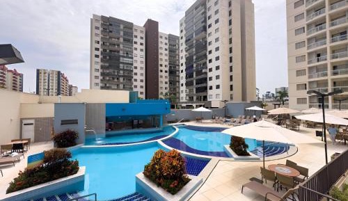 One-Bedroom Apartment with Pool View