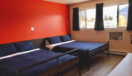 Two-Bedroom Suite