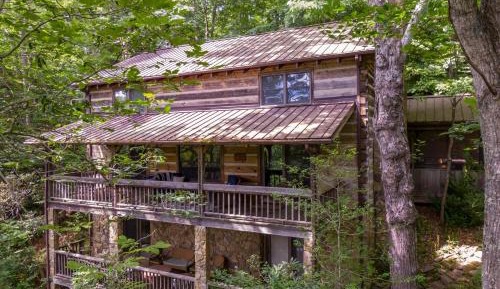 Four-Bedroom Holiday Home