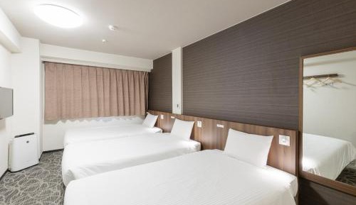 Economy Triple Room