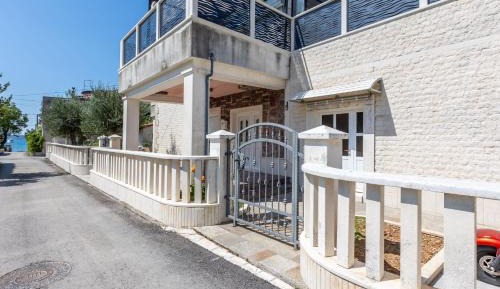 Two bedroom apartment with Balcony