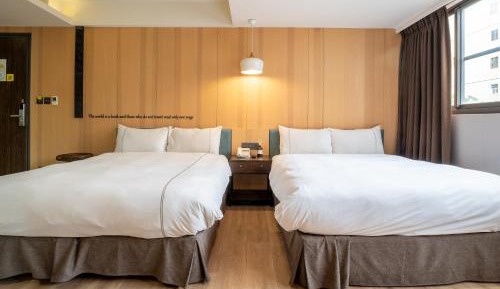 Deluxe Quadruple Room