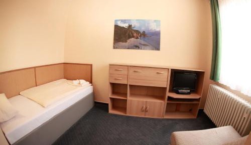 Single Room 1