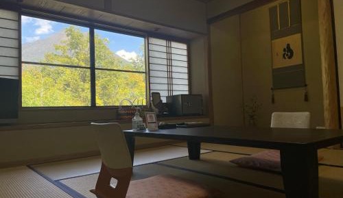 Japanese-Style Standard Room with Mountain View and Shared Bathroom (Adult Only)