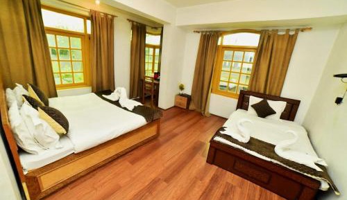 Deluxe Triple Room