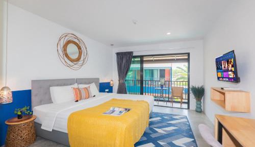 Deluxe Double Room with Balcony