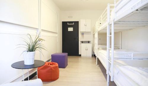 Bed in 6-Bed Mixed Dormitory Room