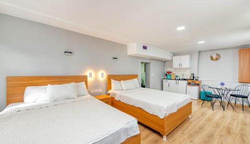 Classic Quadruple Room