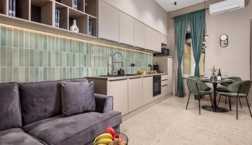 One-Bedroom Apartment with Terrace