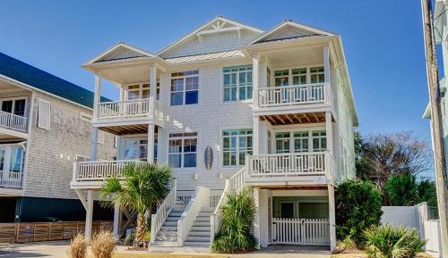 Four-Bedroom Holiday Home